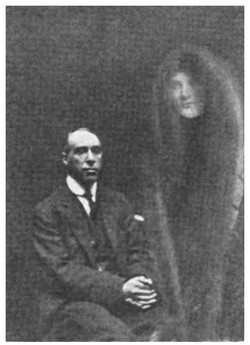 Fig 21: So-called 'spirit extra' on photograph of Harry Price made by William Hope of the Crewe Circle